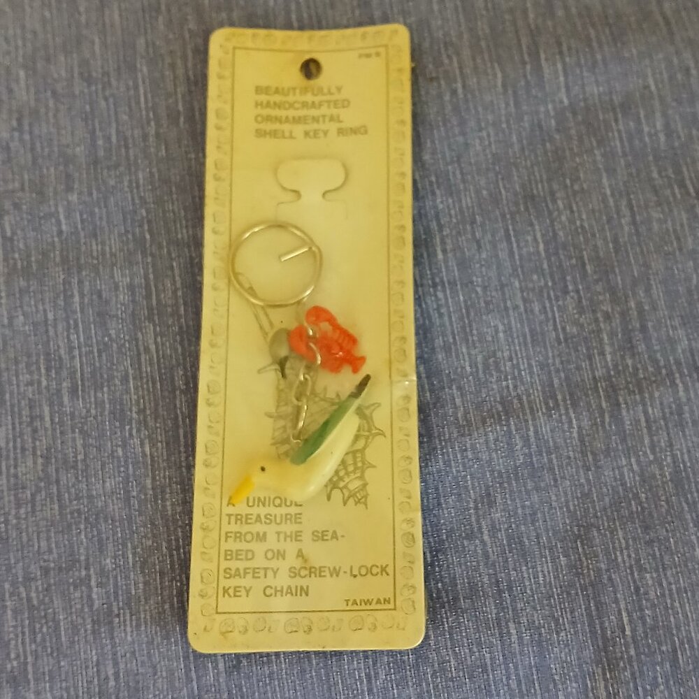 Key Ring Beautifully Handcrafted Ornamental Shell seagull New